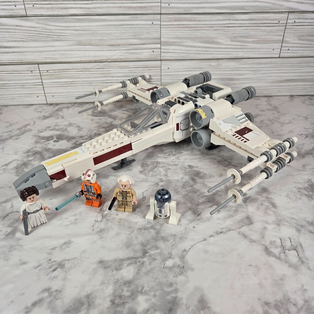 LEGO Star Wars 75301 Luke Skywalker's X-Wing Fighter 100% Complete with Minifigs